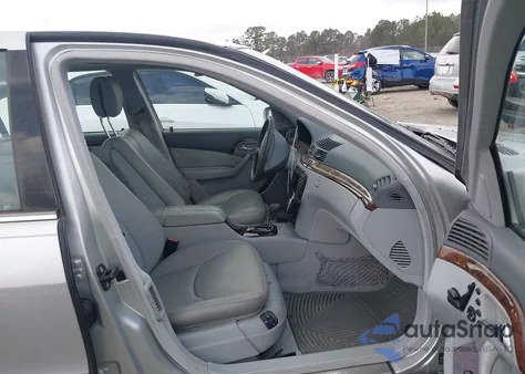 2000 Mercedes-Benz S 500 z USA, uszkodzony, nr VIN WDBNG75JXYA063137